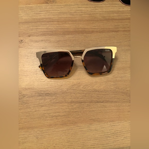 Quay Australia Accessories - Quay gold and brown sunglasses